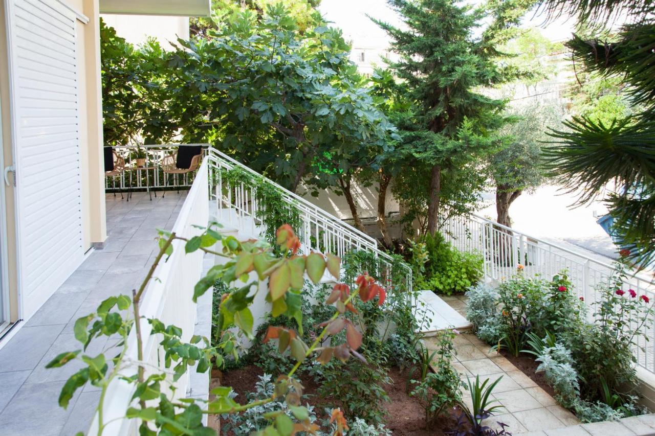 Sunny And Minimal Apt In Glyfada With 3 Bdrm Athens Exterior photo